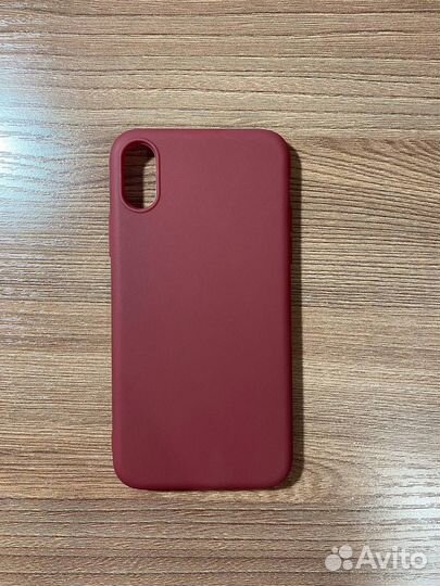 Чехлы на iPhone XS