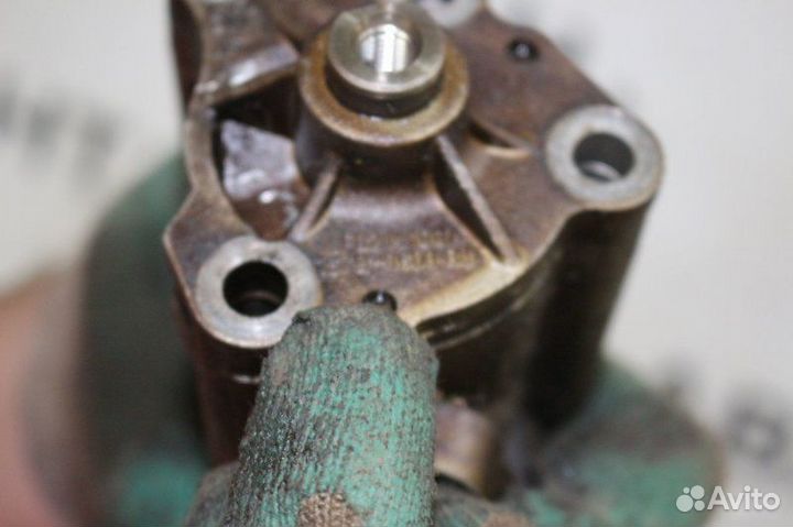 Масляный насос Ford Focus 2 2.0L