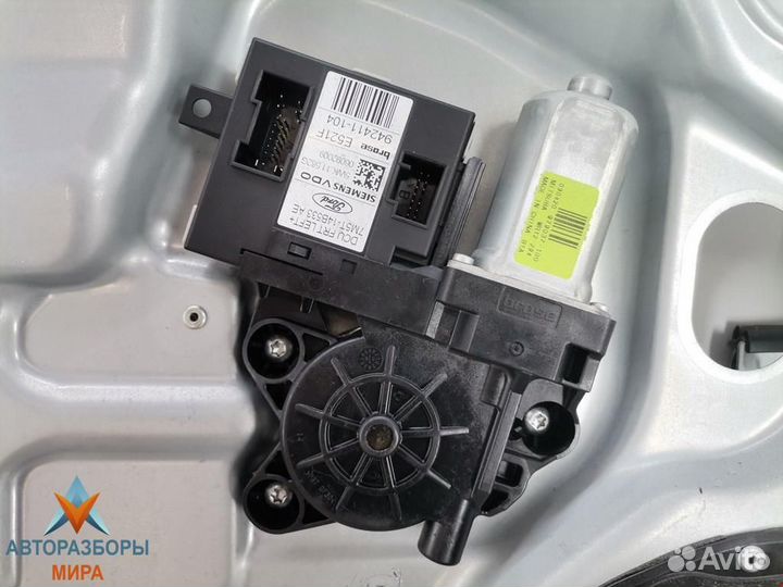 Стеклоподъемник передний левый Ford Kuga 2009