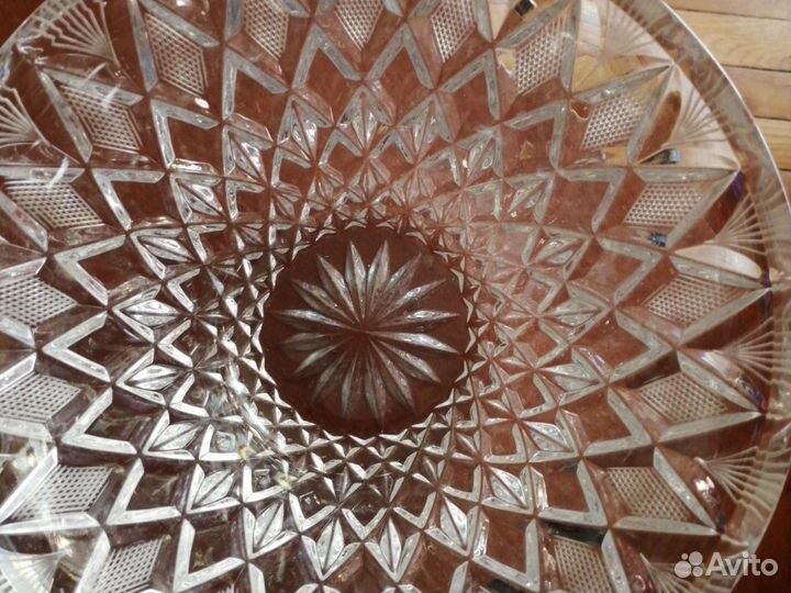 Хрустальные изделия