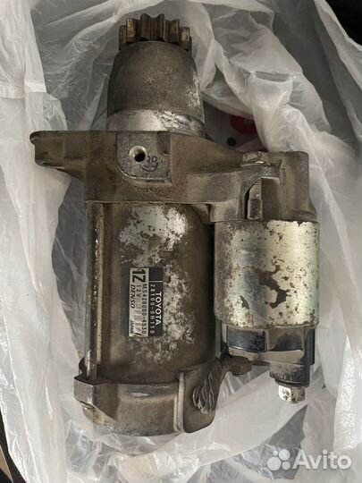 Генратор Toyota Avensis 2006