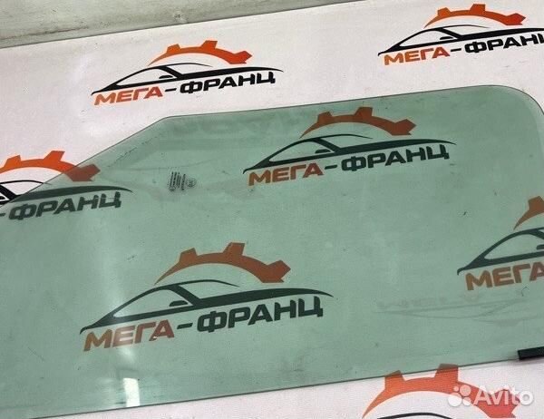 Стекло двери переднее левое Peugeot Boxer