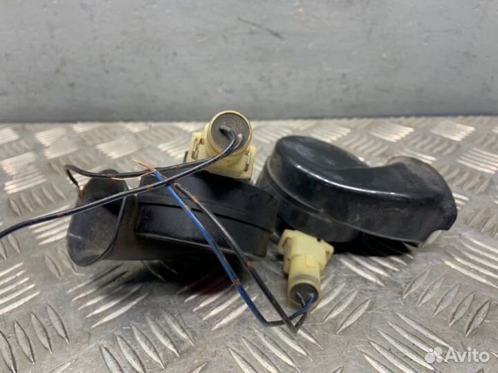 Звуковой сигнал Subaru Forester SG/S11