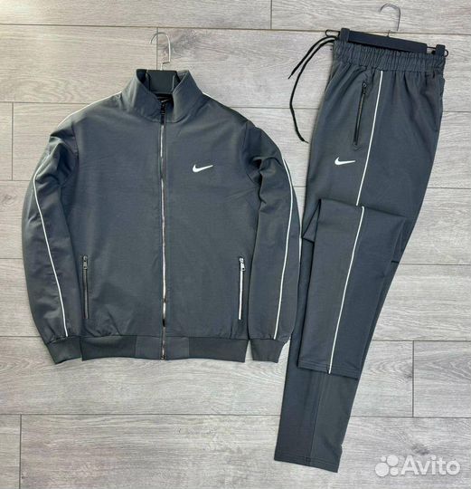 Спортивный костюм Nike