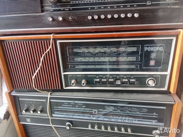 Ламповый радиоприемник, радиола