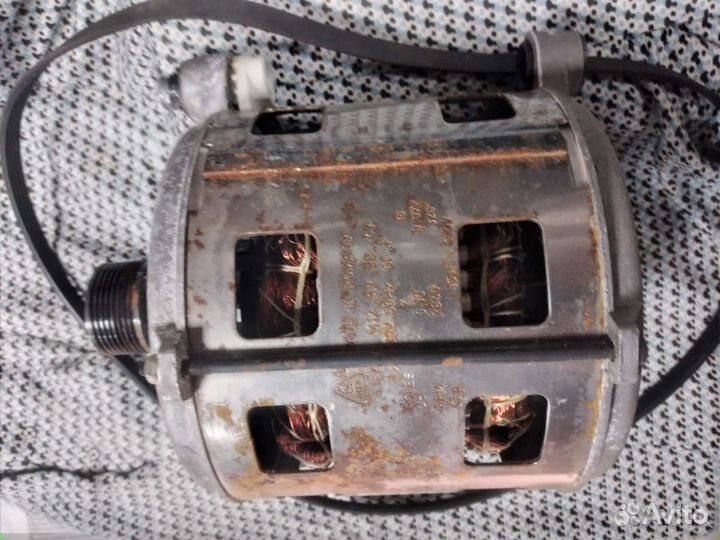 Двигататель стиральной машины