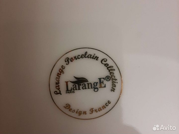 Набор тарелок