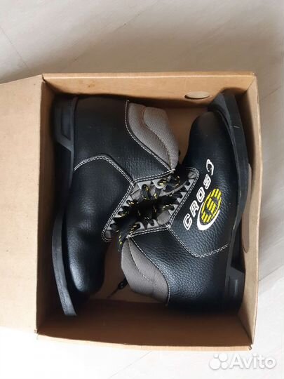 Лыжные ботинки детские