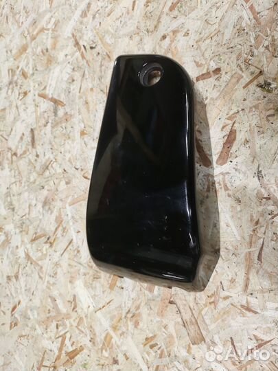 Крышка бардачка левая Kawasaki VN 1500 Vulcan Clas