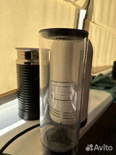Капсульная кофемашина nespresso с капучинатором