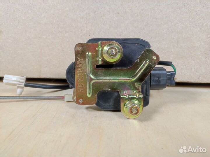 Активатор замка багажника Спортейдж 1