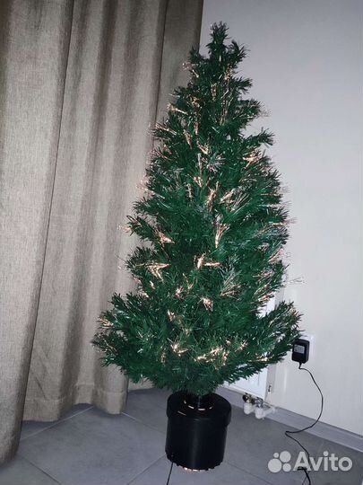 Елка искусственная светящаяся