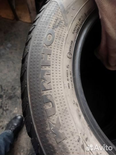 Kumho 722 225/65 R17