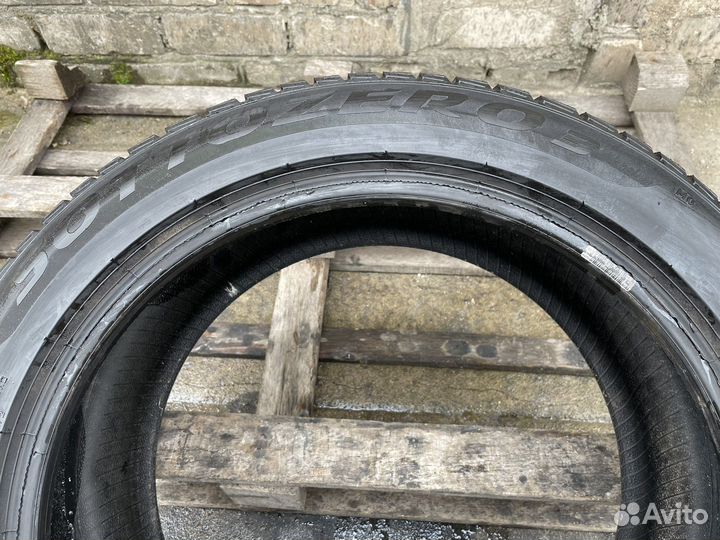 Pirelli Winter Sottozero 3 255/45 R19