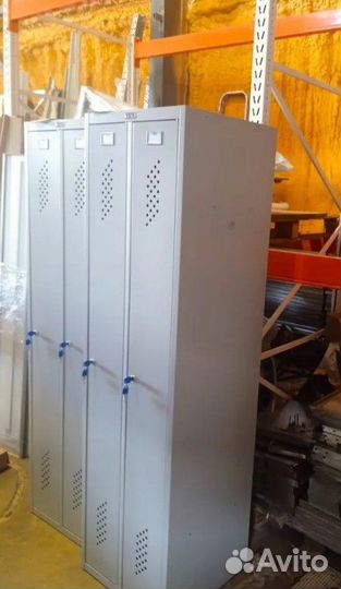 Шкаф металлический для раздевалок