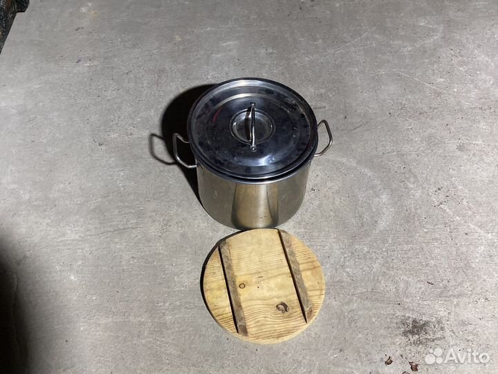 Кастрюли и баки из пищевой нержавейки