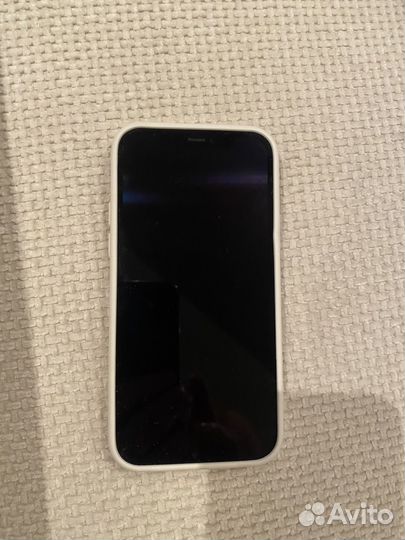 iPhone 12, 64 ГБ