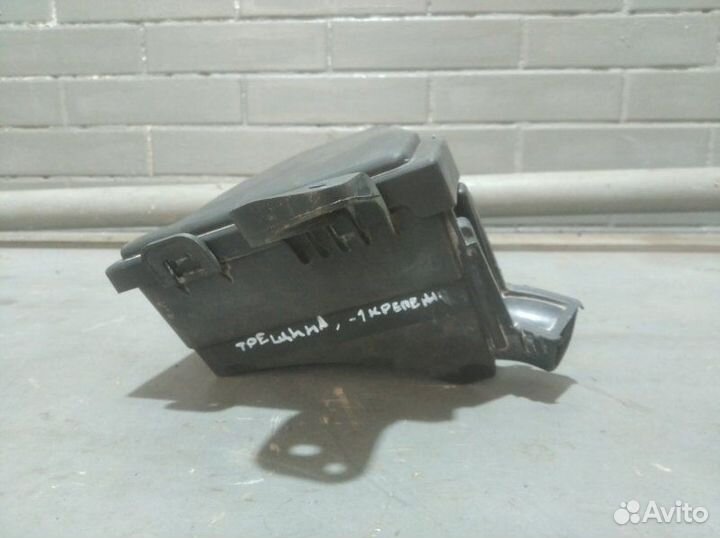 Корпус блока предохранителей Nissan Almera седан