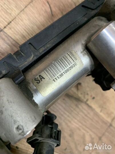 Топливная рампа Opel Insignia