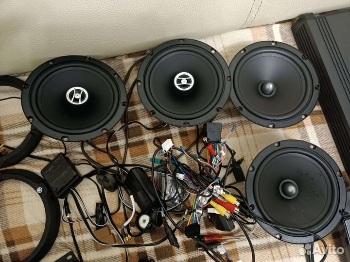 Аудиосистема в машину