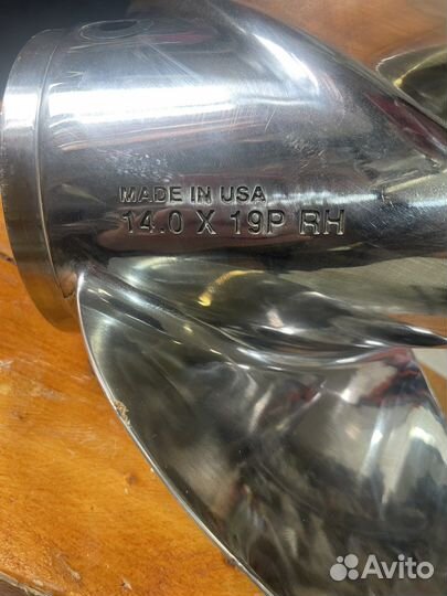 Гребной винт Enertia 14. 19.RH 8M0151239