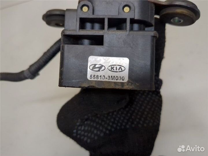 Блок клапанов Hyundai Equus, 2016