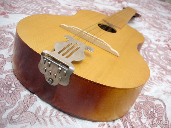 Гитарайка / укулеле СССР / не гитара и не свирель