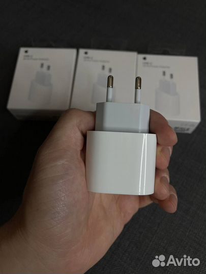 Блок питания для iPhone 20w вход type C новый