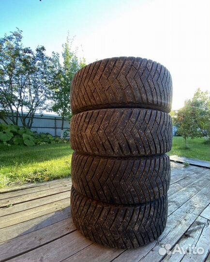 Goodyear UltraGrip Ice Arctic SUV 225/55 R18 102T