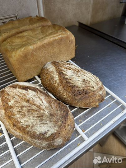 Помощник кондитера