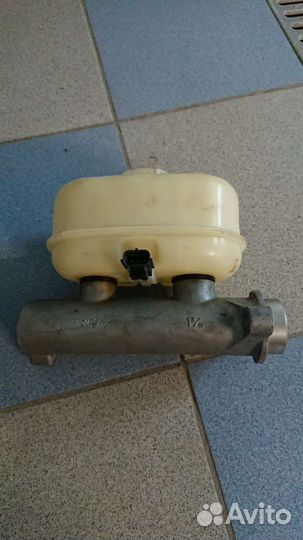 Главный тормозной цилиндр Ford econolinе