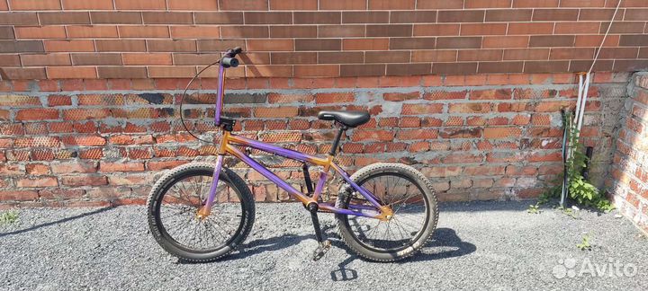 Трюковой велосипед bmx