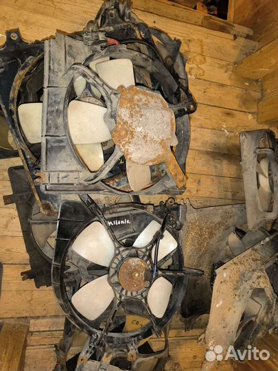 Вентилятор охлаждения радиатора