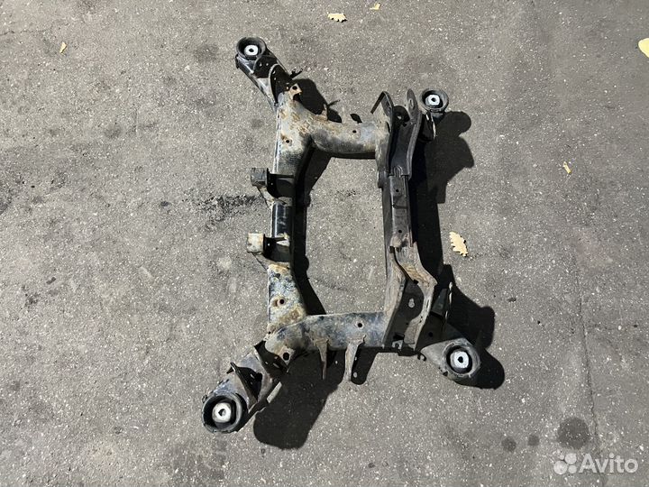 Подрамник задний BMW X3 F25