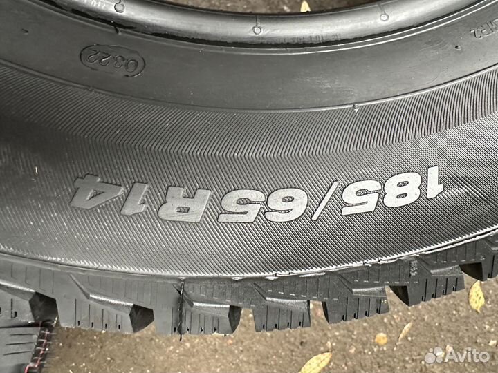 Viatti Brina Nordico V-522 185/65 R14 86T