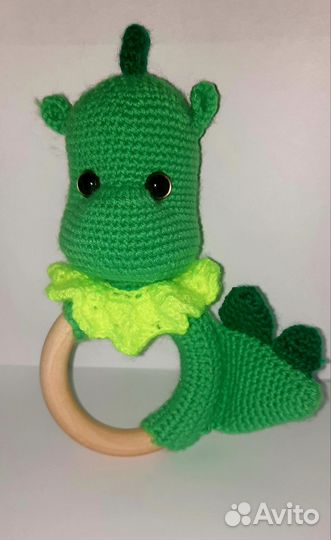 Игрушки погремушки вязанные