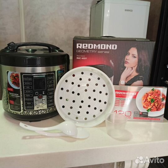 Мультиварка redmond RMC-M251 (Мс)