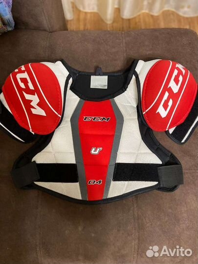 Нагрудник хоккейный ccm sr