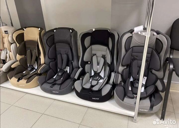 Автокресло 9-36 кг новое удобное мягкое