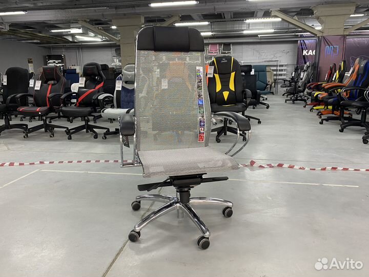 Офисное кресло samurai