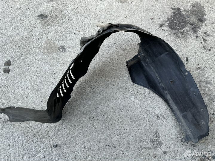 Подкрылок передний левый Mazda 6 mps
