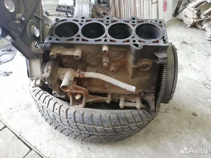 Блок двигателя крайслер на волгу, газель