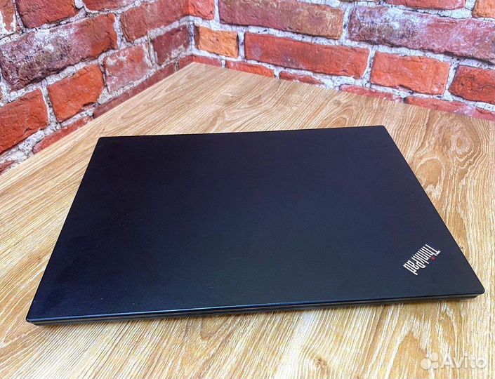 Для игр работы учебы Ноутбук Lenovo ThinkPad Обмен