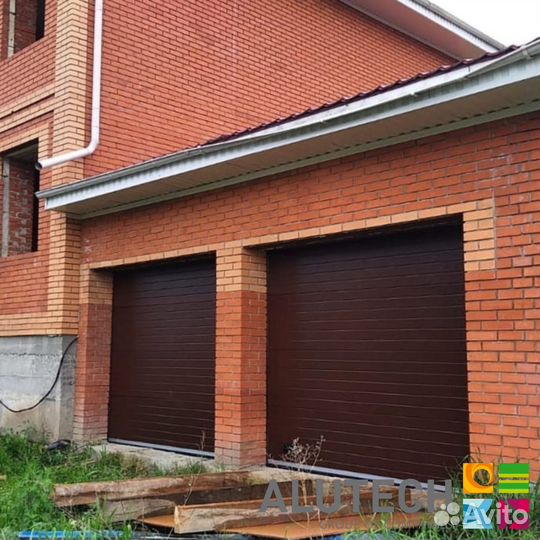 Секционные ворота для гаража alutech