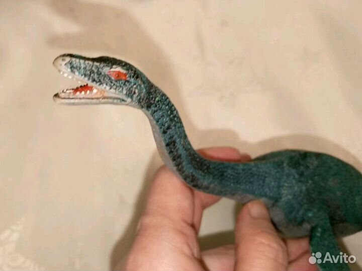 Фигурки разные,Эласмозавр и другие игрушки