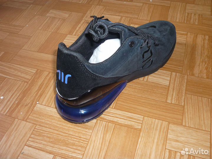 Продам кроссовки, новые