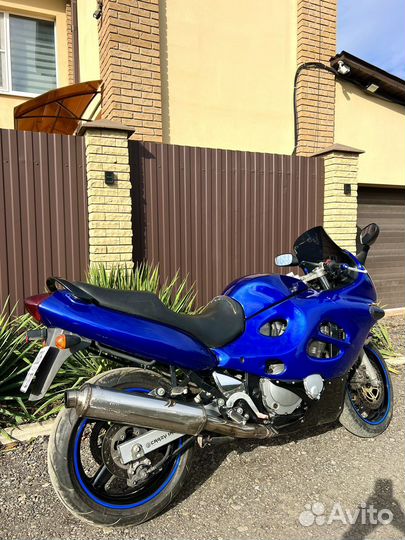 Suzuki GSX 600F Katana