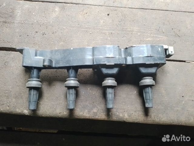 Катушка зажигания Peugeot 307 NFU 1.6