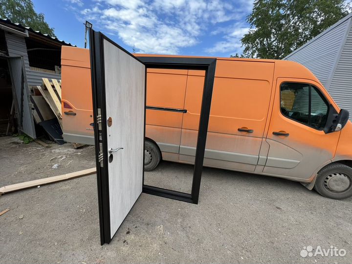 Дверь с терморазрывом входная