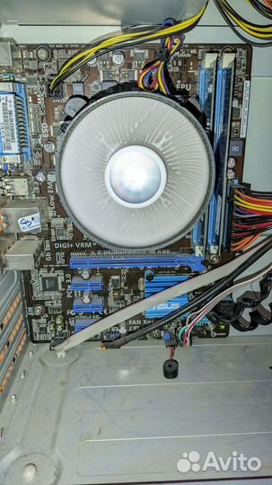 Материнская плата с процессором i3